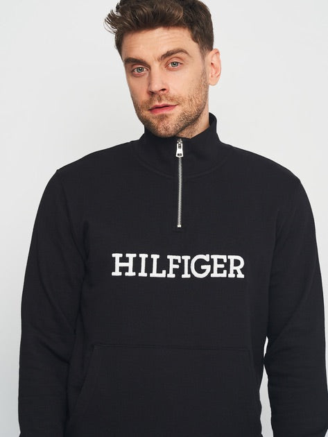 Th-Quarter Zipper Black