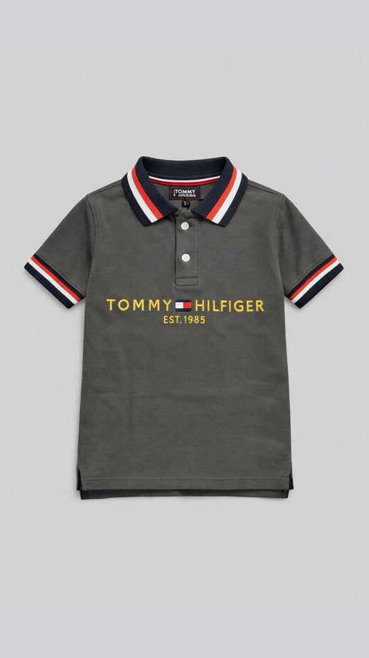 Gray Tommy Hilfiger polo shirt with logo on a gray background
