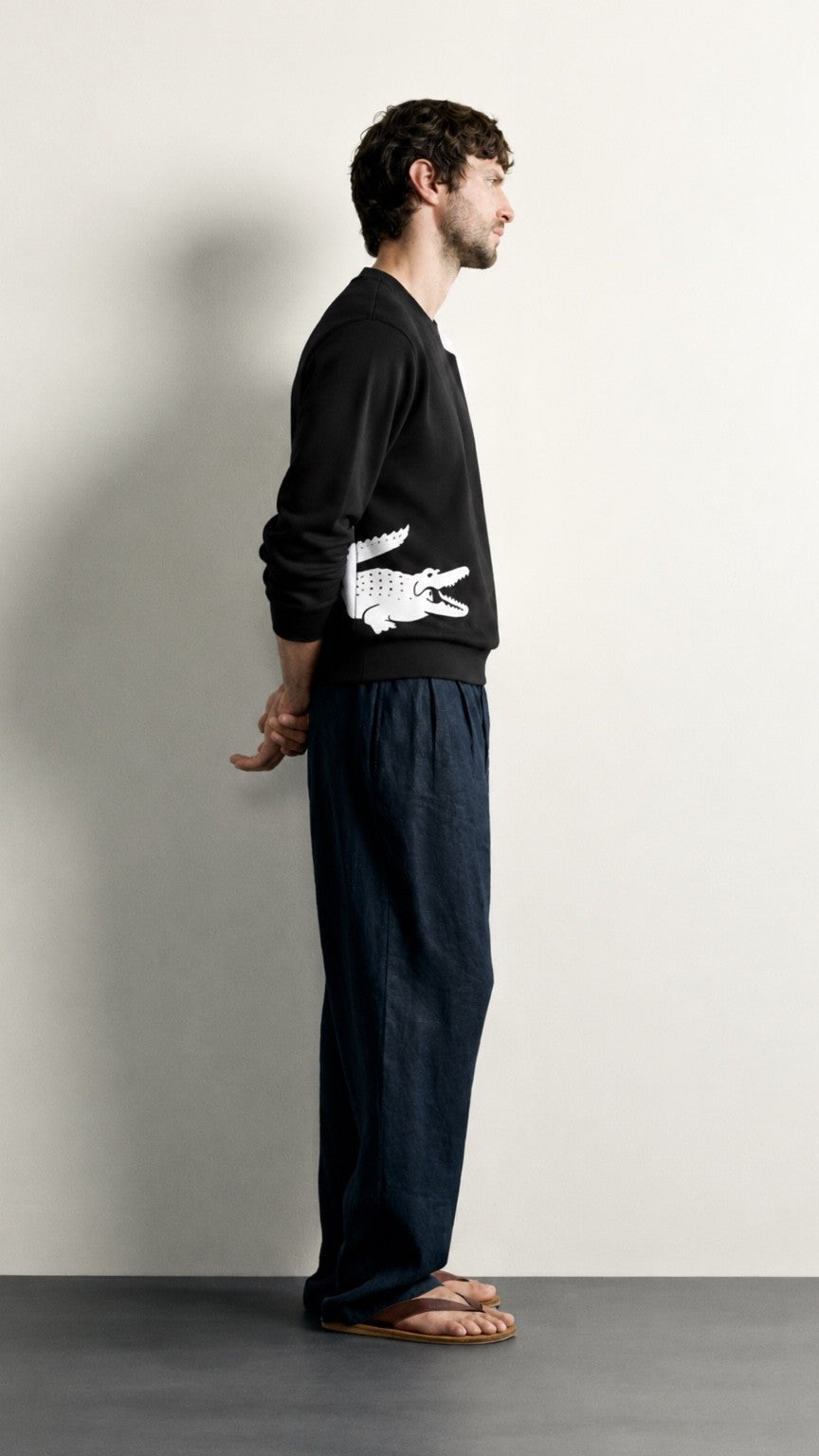 LT-Flip Graphic Sweatshirt Black-White