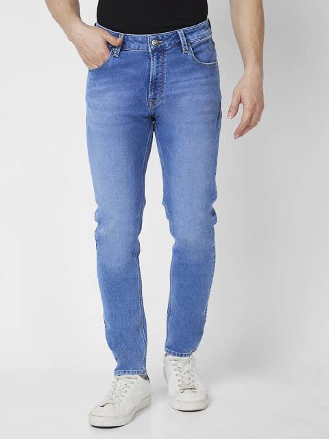 Basic Jeans