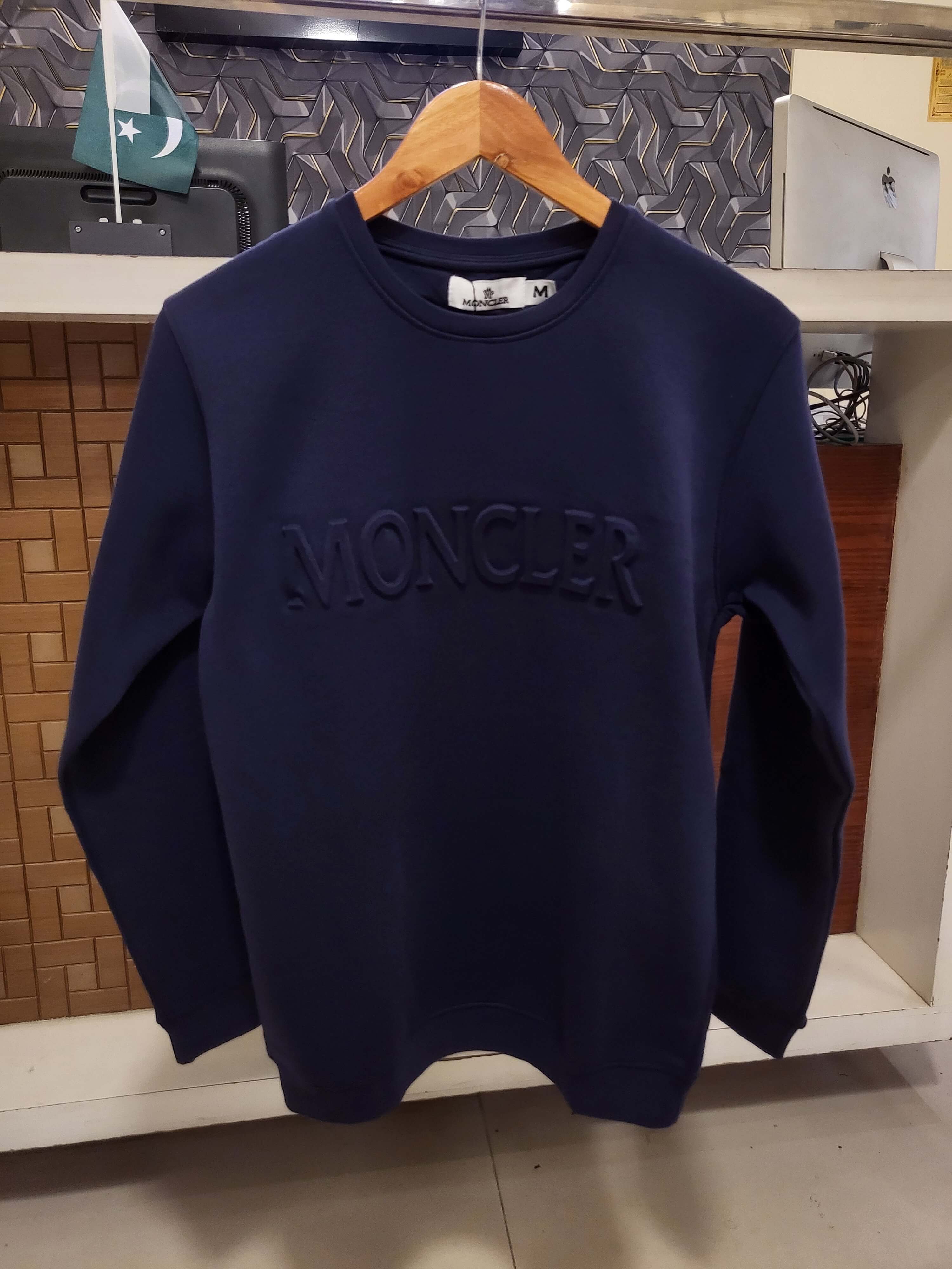 M-N Premium Sweatshirt Solid Blue