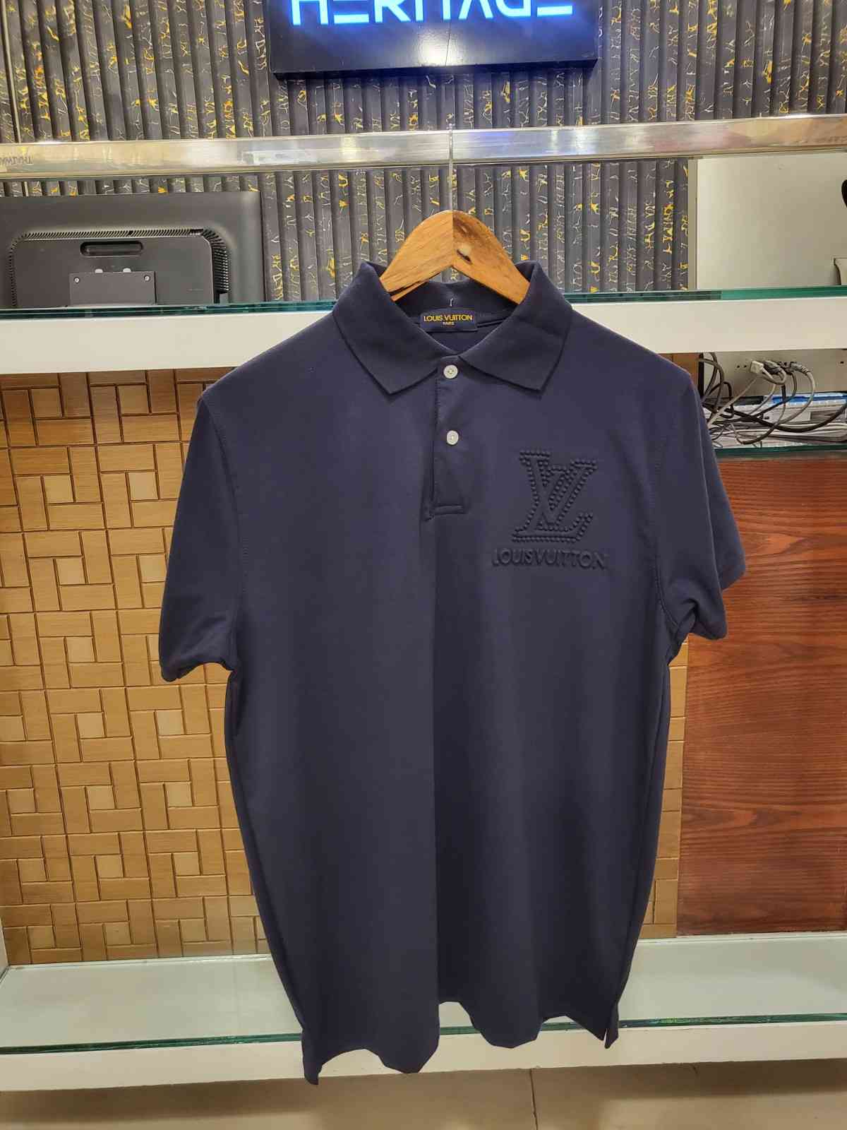 Vv-Front/Back Embosed Polo Navy