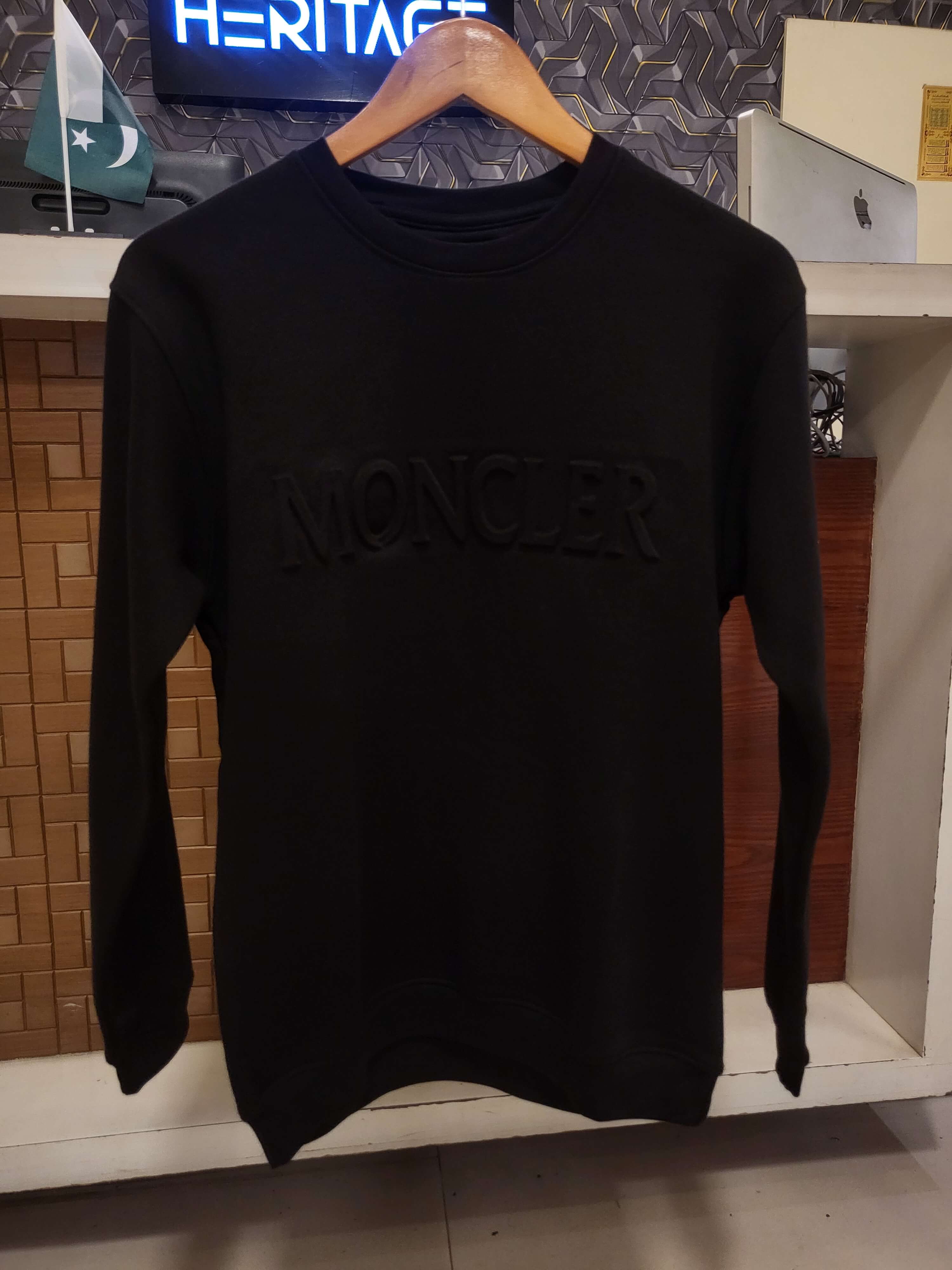 M-N Premium Sweatshirt Jet Black