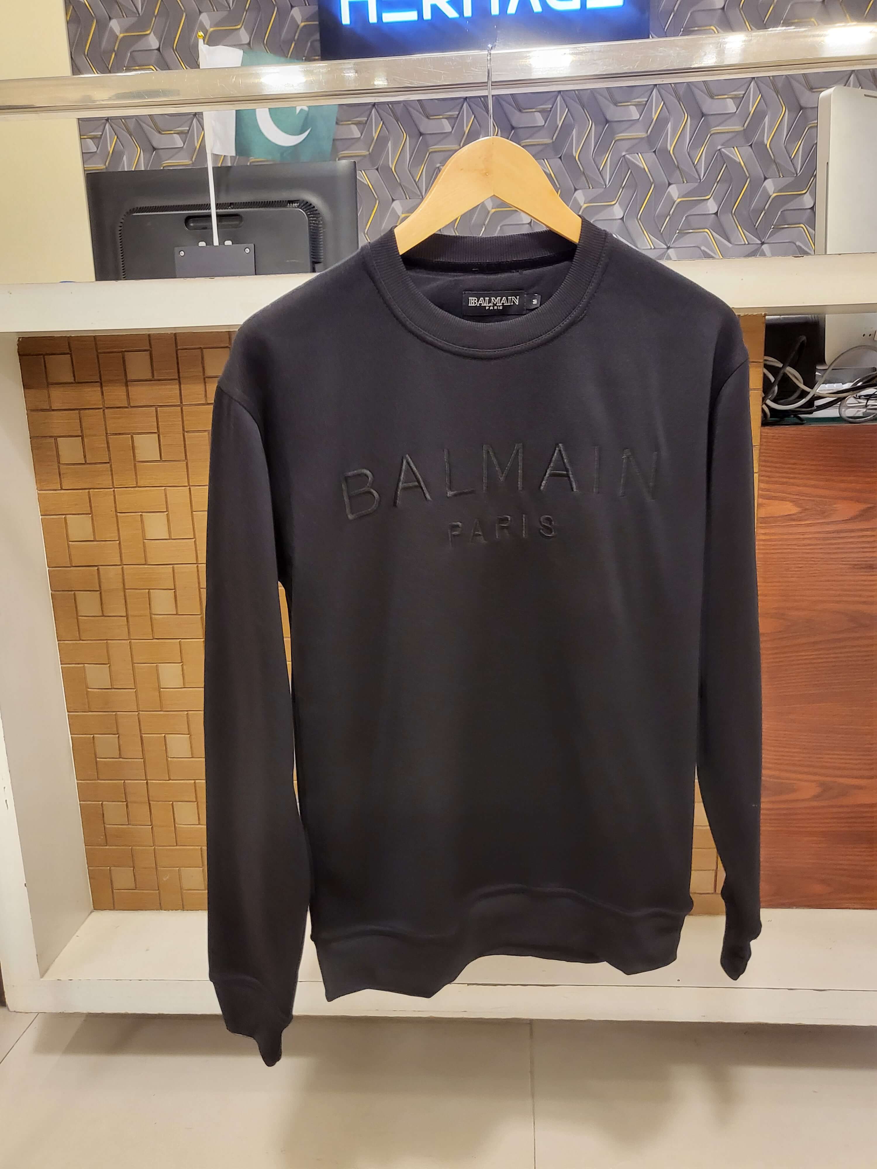 Bal-Basic Emb Sweatshirt (Black)