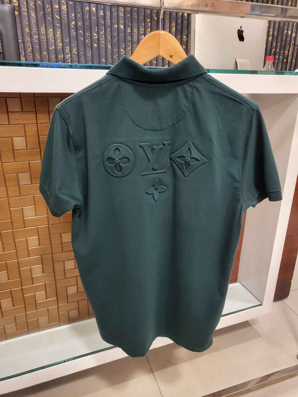 Vv-Front/Back Embosed Polo Green