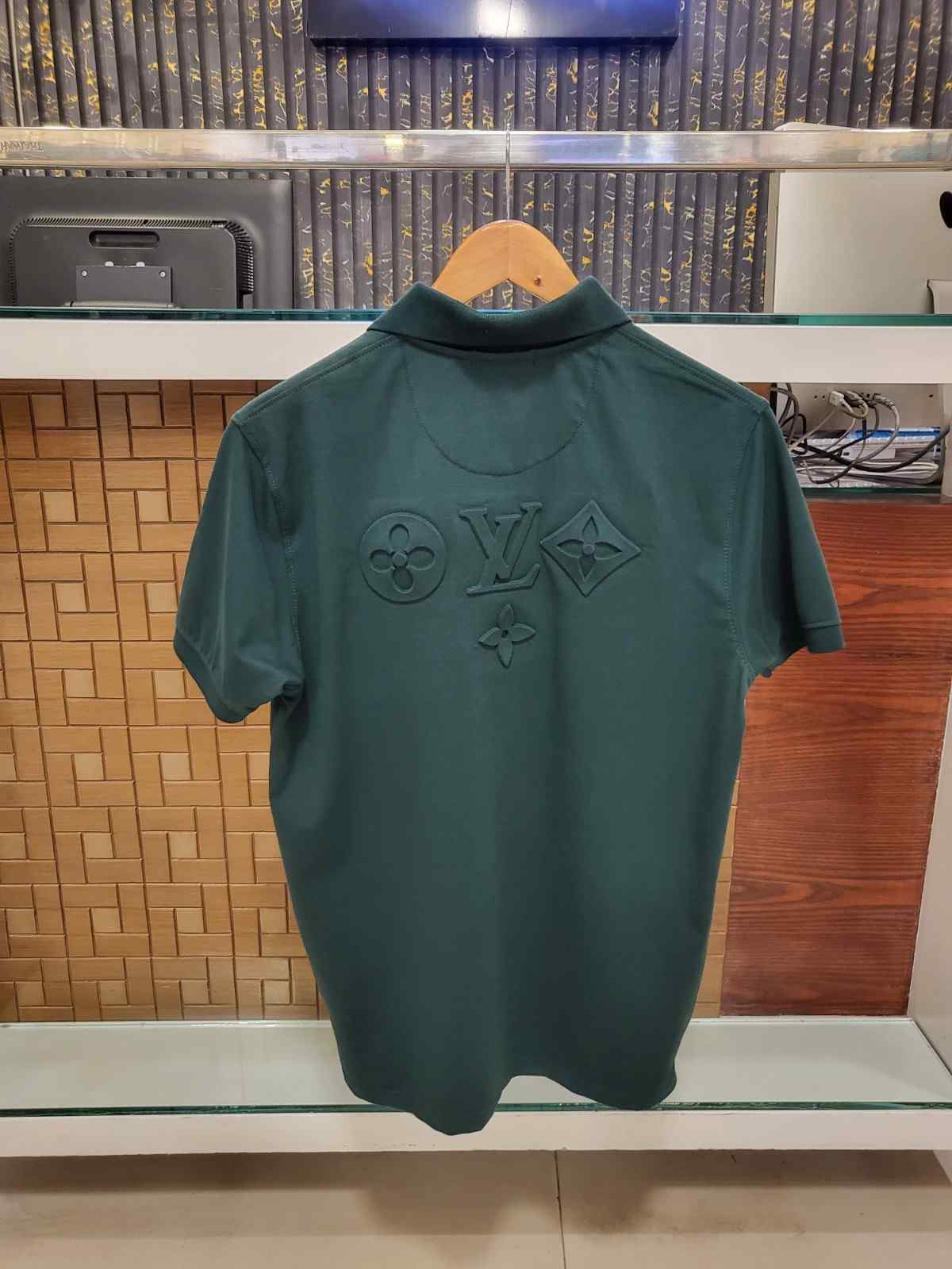 Vv-Front/Back Embosed Polo Green